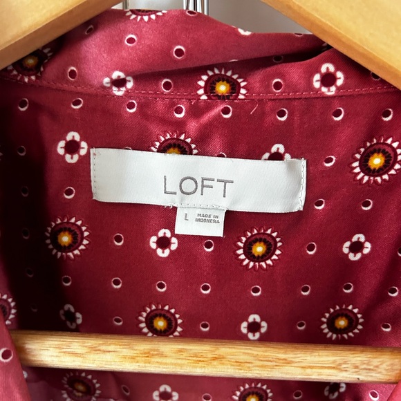 LOFT pink Floral print Satin Shirt sz L - Picture 5 of 6